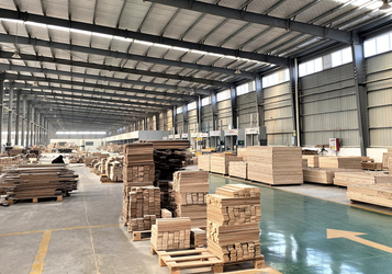 Dongguan Guanlin Wood Industry Co., Ltd. Produktionslinie des Herstellers