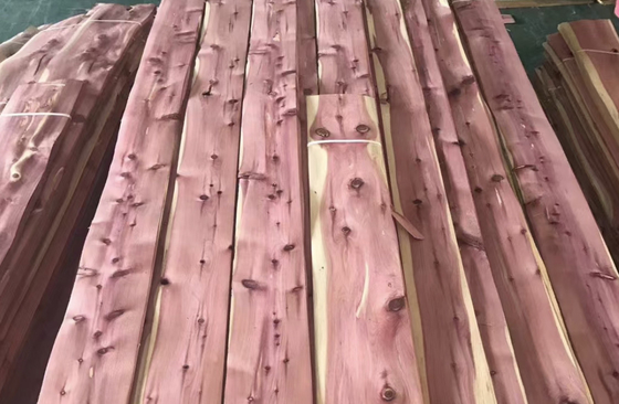 kaufen Aromatische Rote Zeder Naturholz Veneer Dicke 50C Für Möbel Schränke online manufacture