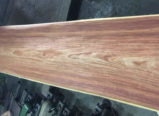 kaufen 8-40 cm Breite Burma Padauk Naturholzfurnier für die Möbelherstellung online manufacture