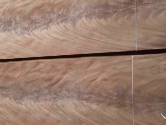Mahagony Crotch Veneer 0,5 mm Holz Veneer Verwendung für Holzböden