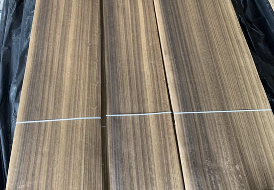 Schnitt Klebstoff Eukalyptus-Holz Veneer Breite 1200 mm