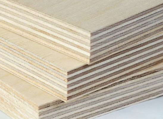 Gute Fläche Gute Qualität des Innenraums Holz-Ply-Plywood Mehrschicht-Plywood
