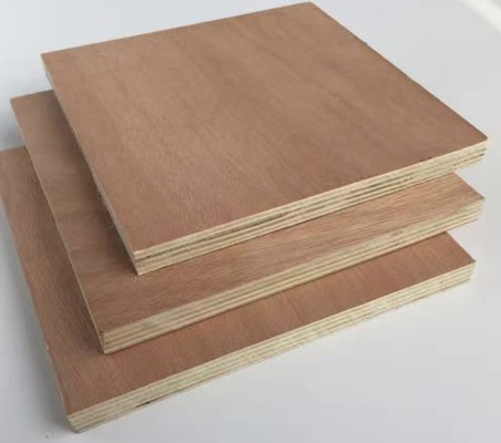 Mehrschichtiges Sperrholz 3-40 mm X 1,22 m Breite X 2,44 m Länge